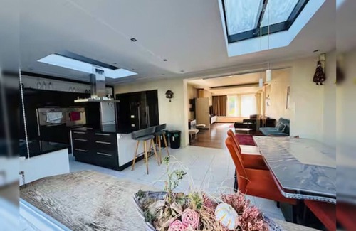 Diegem House | Entire house with excellent accessibility