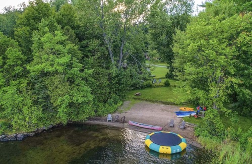 Coboconk Cottage | Entire kawartha lakes cottage with hottub