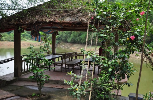 Bai Lang House | Entire Lakeside House in Hanoi Countryside : Private home with resort facilities
