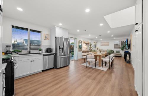 El Cajon House | Entire Private 4BR-2Bth, Hot Tub, King Bed, Garage, Gated Backyard, Available Now