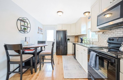 Kenyon House | Entire South Kingstown Home