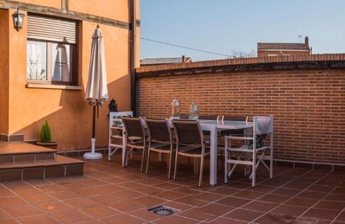 Hontoria del Pinar Apartment | Entrada Río Lobos