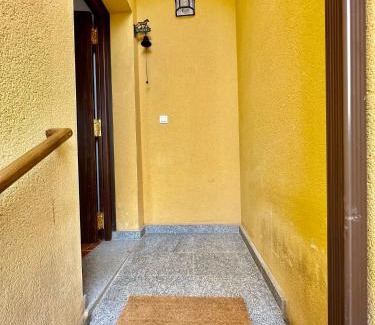 Tragacete House | Entre Piñas