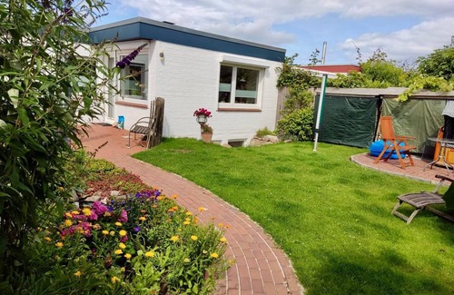 Sprenge Apartment | Entspannt Urlaubenin Strandnähe mit Sauna und Kamin in Schwedeneck