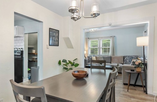 Ephraim Cottage | Ephraim Retreat- secluded getaway near village