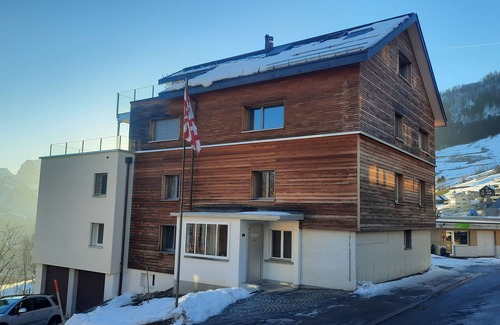 Amden Apartment | Epic view and sun sets from spacious 4 bedroom apartment. Large families +groups