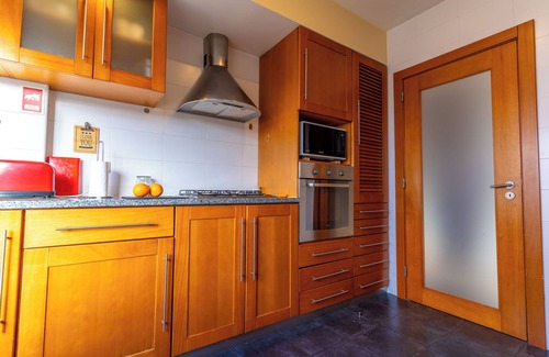 Lagoa Condo | epicenter SKYBAR