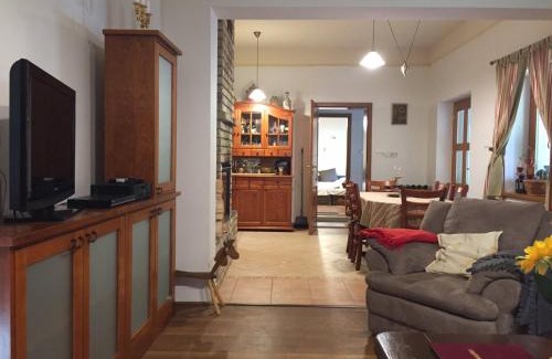 Porva Apartment | Erdő szélén házikó