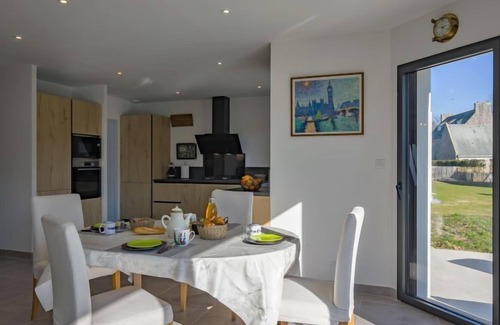 Beg-Meil House | Ericaro by Interhome