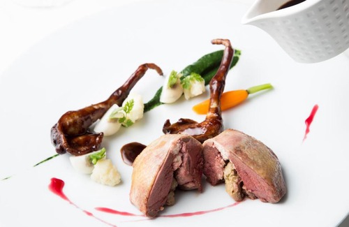 Chorey-les-Beaune Hotel | Ermitage De Corton - Teritoria