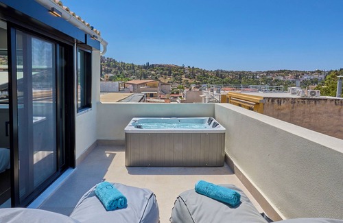 Monastiraki House | Ermou 99 Intelligent Private Suites