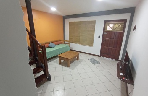 Luis Guillon Apartment | Escala Ezeiza - Departamento Familiar amplio con cochera