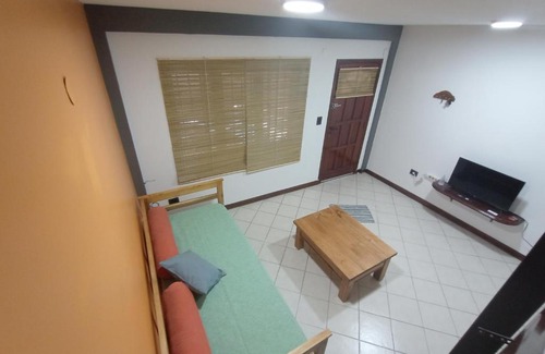 Luis Guillon Apartment | Escala Ezeiza - Departamento Familiar amplio con cochera