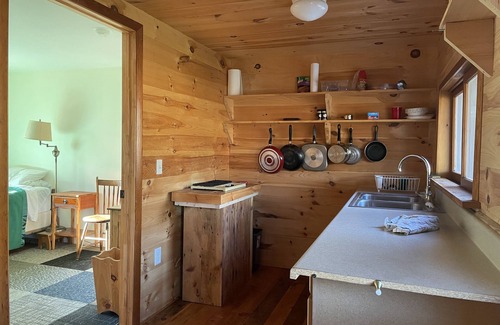 Ticonderoga Cabin | Escape from reality away to this beautiful off grid cabin located in Ticonderoga