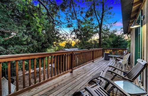 Julian House | Escape to Rustic Studio | Fireplace + Modern Comfort