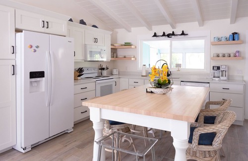 Jose's Hideaway House | Escape to SALTWATER&SUNSETS -Newly Remodeled-Pool & Club Access