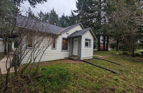 Langlois House | Escape to Serenity on a 40-acre Ranch near Floras Lake