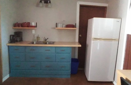 Thomasburg House | Escape to the Country! Sleeps 4