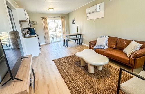 Kimberling City Cabin | Escape to the Lake- boat ramp, slip rental, Pool D2