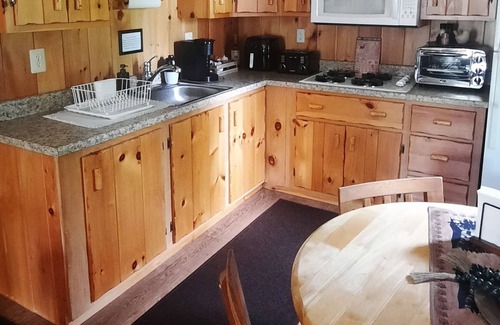 Durhamville Cabin | Escape to your cozy 2-bedroom camp near Oneida Lake.