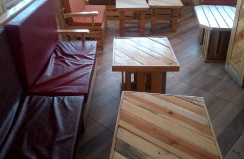 Mai Mahiu Hotel | Escarpment Motel - Adults Only