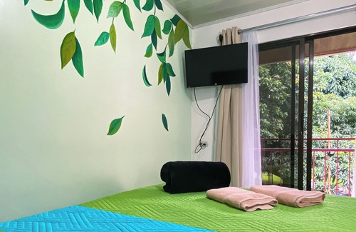 Alajuela Hotel | Eskalami B&B Airport