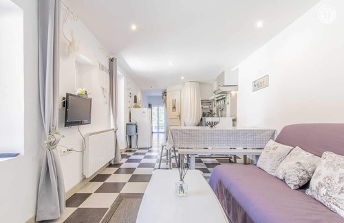 Frontenaud House | Espace Harmonie - Frontenaud