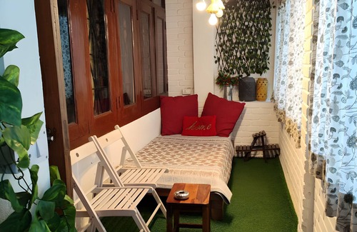 Nainital Bed & Breakfast | Esthétiique Nainital- 2 Bedroom Serene Lake Facing Bed & Breakfast Nainital