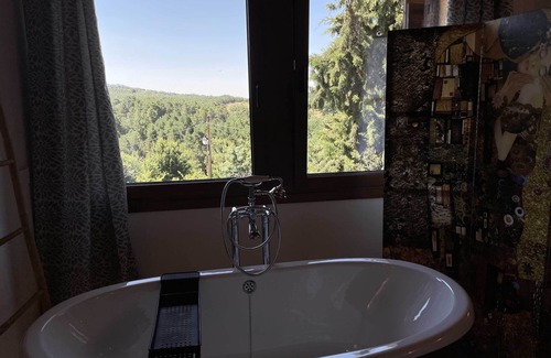 Montejo de la Sierra Apartment | Estudio de Vistas Privilegiadas a la Reserva de la Biosfera y Exquisita Decoración Ecléctica