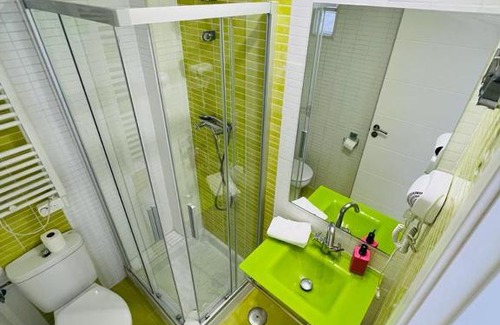 Embajadores Apartment | ESTUDIOS RUDA 4