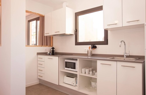 El Port Apartment | Europa Fira Penthouse with terrace A2