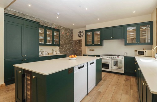 Evancoyd Cottage | Evenjobb Court Farmhouse