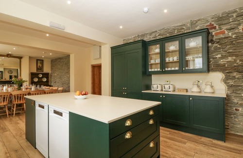 Evancoyd Cottage | Evenjobb Court Farmhouse