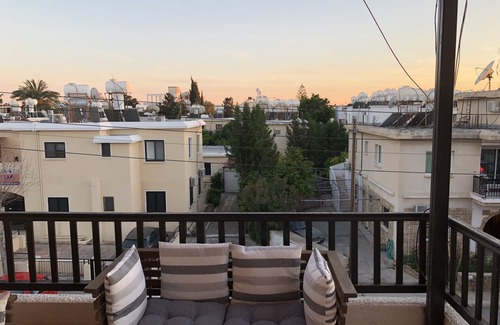 Paphos Apartment | Evitas House is in the heart of Kato Paphos ,4 minutes walk to the sea!