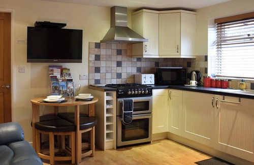 Thirsk Cottage | Explore North Yorkshire from this cosy, dog-friendly former stable near Thirsk.