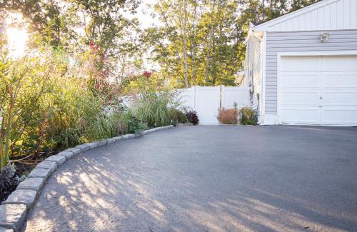 Central Islip Apartment | Exceptional & Central, Garden Suite, Top Amenities & Care!