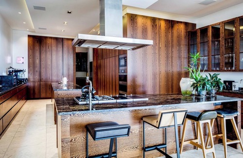 Fresnaye Villa | Exceptional Getaway w Views Pool Gym Eirian Villa