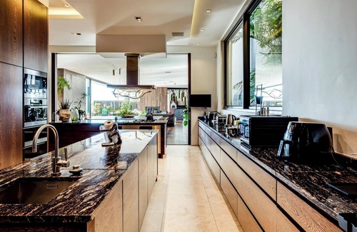 Fresnaye Villa | Exceptional Getaway w Views Pool Gym Eirian Villa