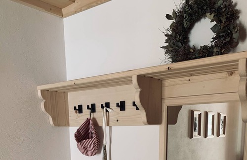 Erl Apartment | Exclusive chalet apartment with an open gallery