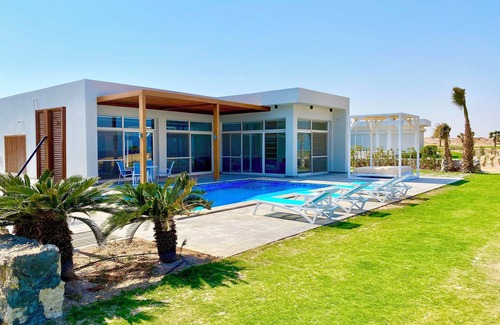 Soma Bay Villa | Exclusive luxury modern beach house in Somabay