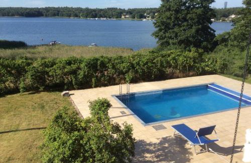 Danderyd Apartment | Exclusive rental of the Entire Spacious Ground Floor