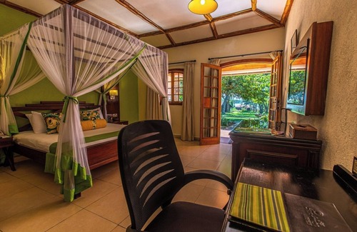Naivasha Hotel | Exclusive Room with Patio Dining – Embrace Lake Naivasha’s Serenity