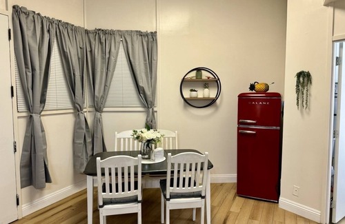 Downtown Honolulu Apartment | Executive Center Studio with Kitchenette, secure building pool, FREE PARKING