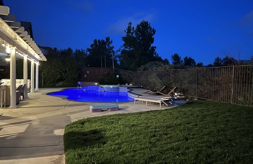 Paloma Del Sol House | Executive's Home with Expansive Views Pool and Spa at the Best Temecula Location