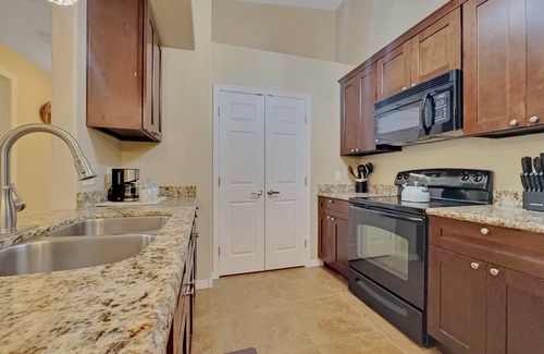 Parkwood Ranch Condo | Executive Style Condo Mountain Views & Heated Pools