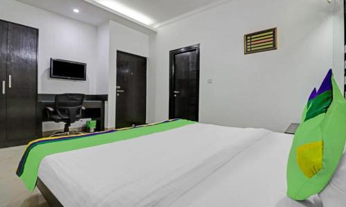 Indirapuram Bed & Breakfast | Exotica Service Apartment Opp Sec-62 Noida