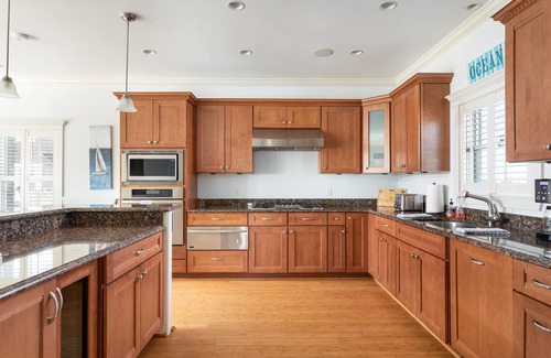 Jerusalem House | Experience Paradise! Stunning Beachfront Home, Your Ultimate Coastal Retreat!