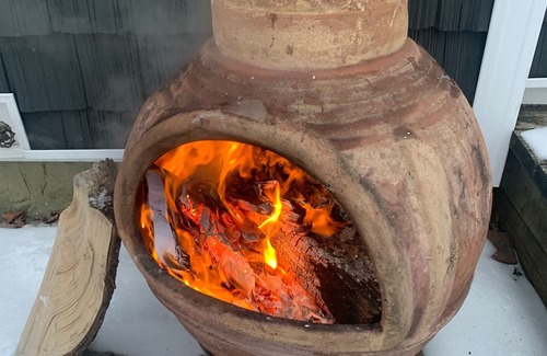 Tecumseh House | Experience Tecumseh charm, just a quick 27-min drive to speedway fun