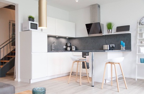 Dornum Apartment | "Experience unforgettable vacation days in nature at Gulfhof Polder72!"