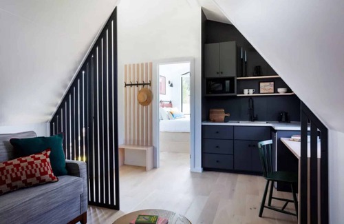 Stowe Area Hotel | Explore Stowe from a Comfortable Room Near Trails, Pool!